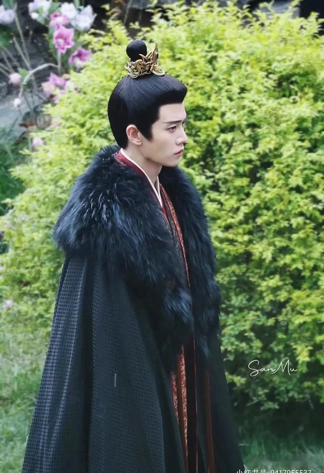 4.28娱:王一博任嘉伦成毅杨紫李现鹿晗龚俊檀健次王鹤棣黄景瑜