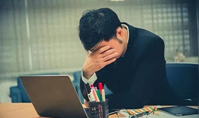 裁员5万人降薪关厂，全球4大车企巨头扛不住了吗？
