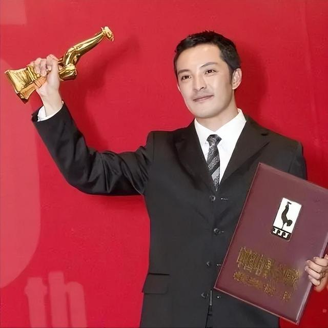 饶敏莉|她17岁被邀上春晚,最红时嫁外卖小哥,把丈夫培养成双料影帝!