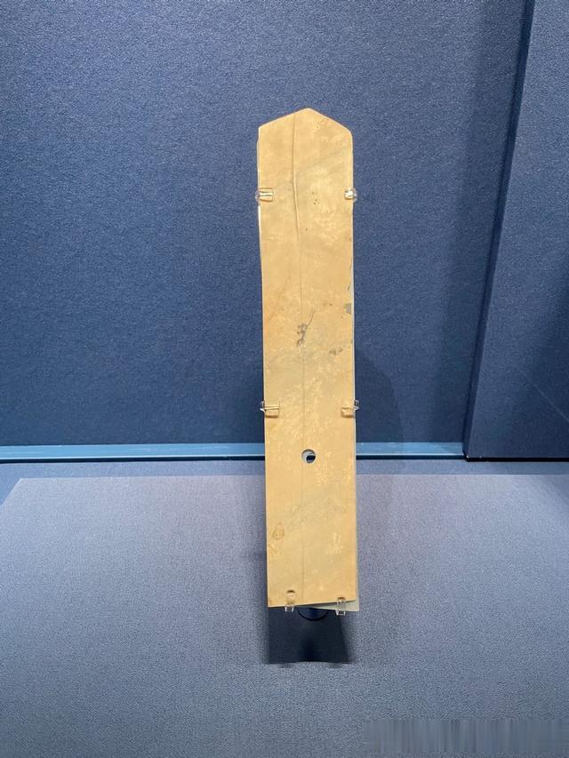 晋博玉器：从神玉到俗玉