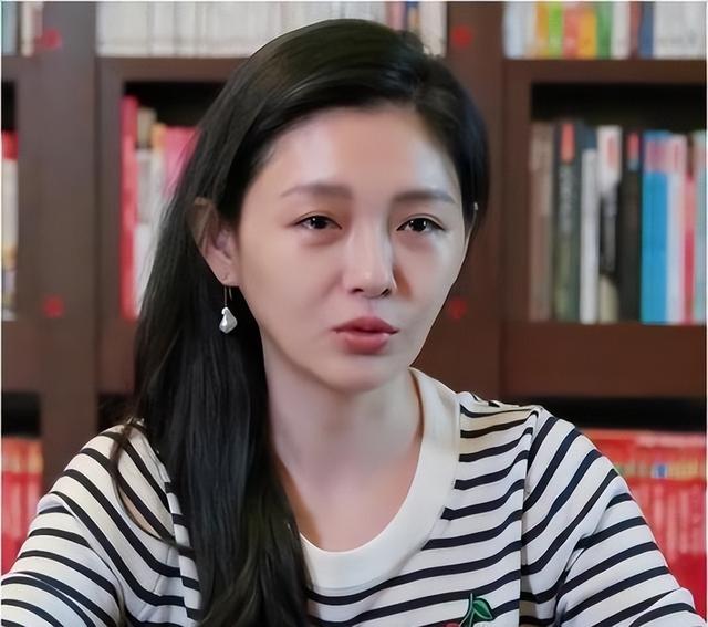 大s新动态,突然换社交头像,亲吻孩子的合照,暗示汪回头!