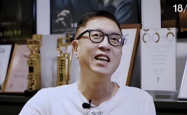 上映1天票房破亿，冯小刚、许光汉都压不住，这才是元旦档黑马！