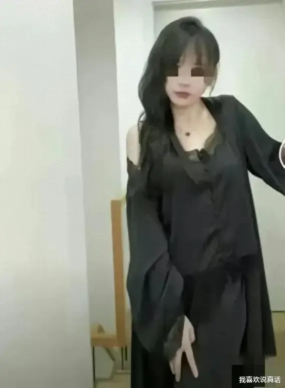 越扒越深，谭竹诸诸多秘密被曝，私生活混乱，网友：脏乱差