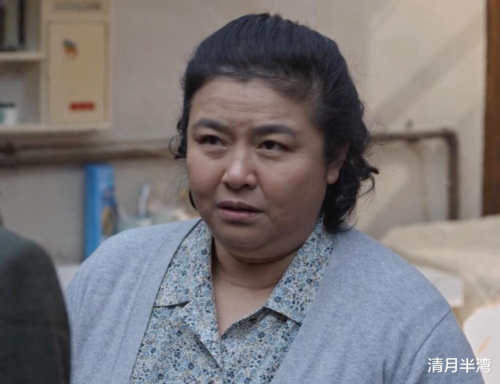 最是人间留不住,如今的“土肥圆”老阿姨,年轻时也曾艳压一大片