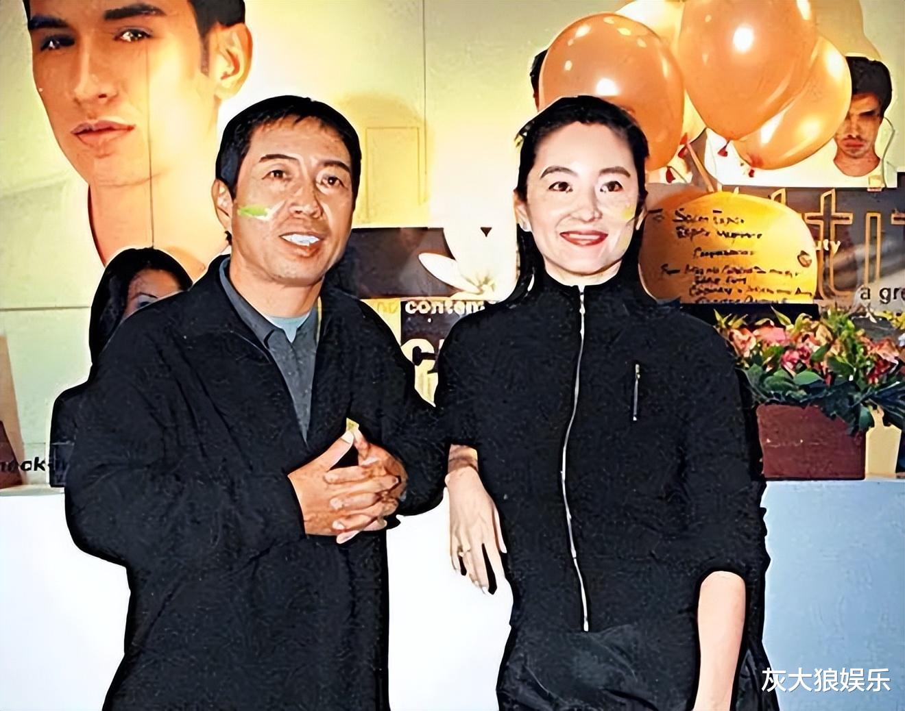 被丑男“糟蹋”的5位女星,个个如花似玉,却都拜倒在了金钱之下