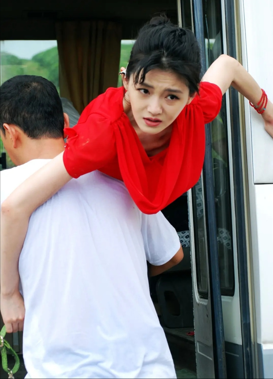 13年前,大s徐熙媛演过的一部电影,前男友很帅,却把她扔在高速路上