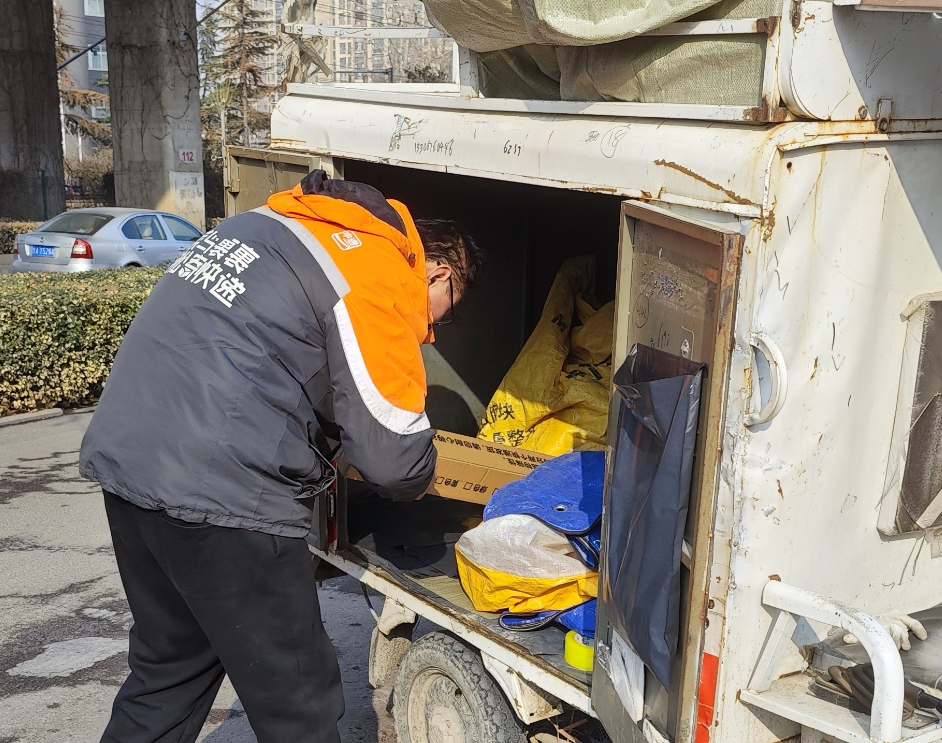 派费两块八招不到人为啥？“用工荒”背后是什么？网点老板有话说