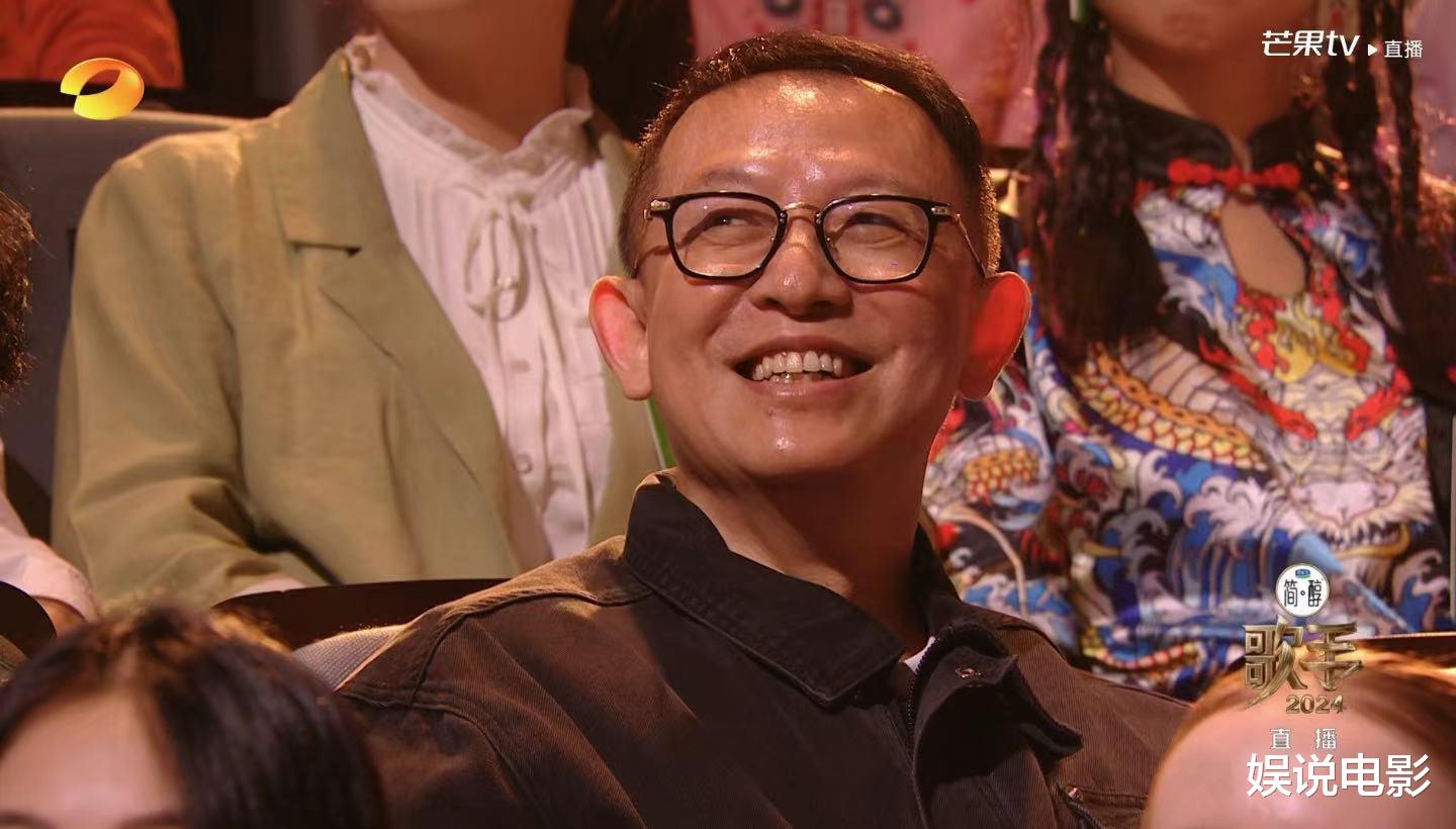 《歌手2024》太火，李湘和前夫带女儿探班，李湘这体态越来越丰腴