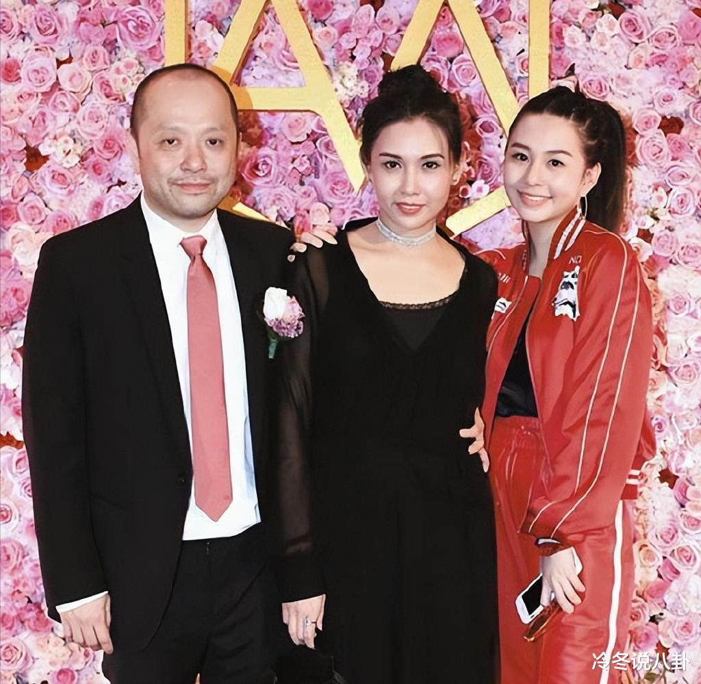 炒冷饭毁经典,一把年纪尬演成名角色,童年情怀还能卖几回?