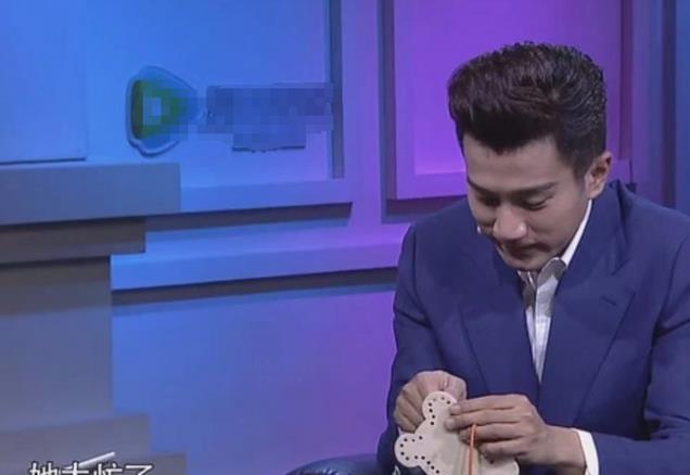 杨幂被爆耍大牌，导致直播事故，刘亦菲疑似黑脸，刘诗诗出面救场