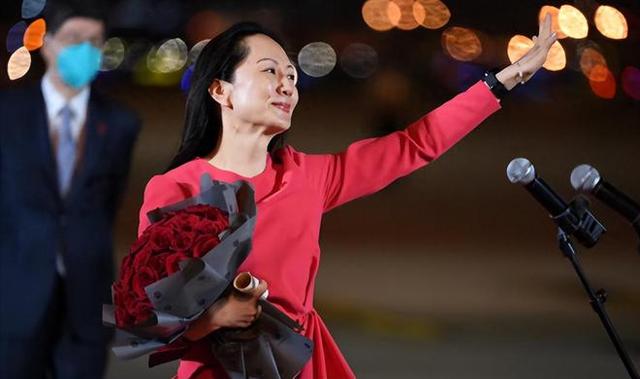 同样是任正非的基因,将孟晚舟和姚安娜一对比,差距一目了然