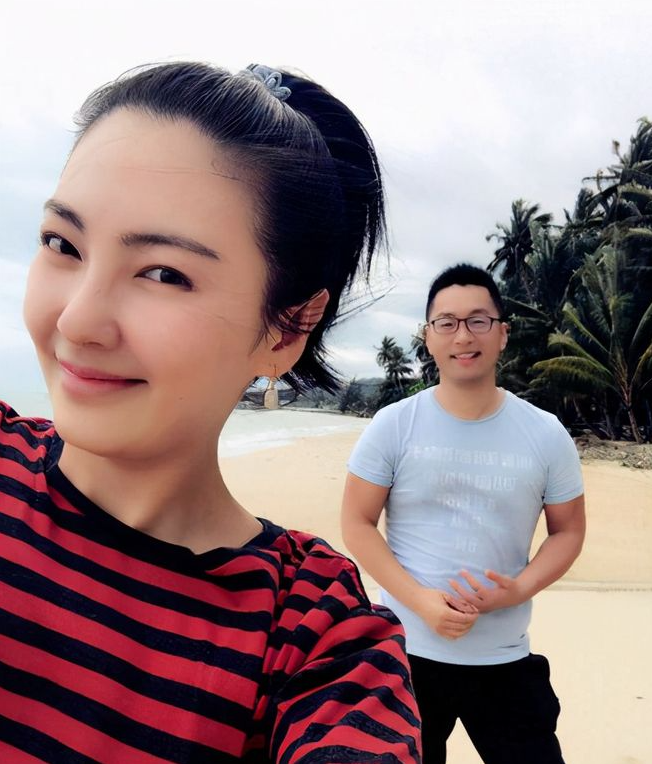 张雨绮,离婚一年嫁给“富商”顺利生下龙凤胎,没想到是一场骗局