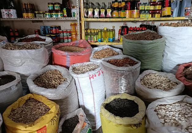 它们是肉腥味的“死对头”,炖肉时放一点,越炖越香,越吃越想吃