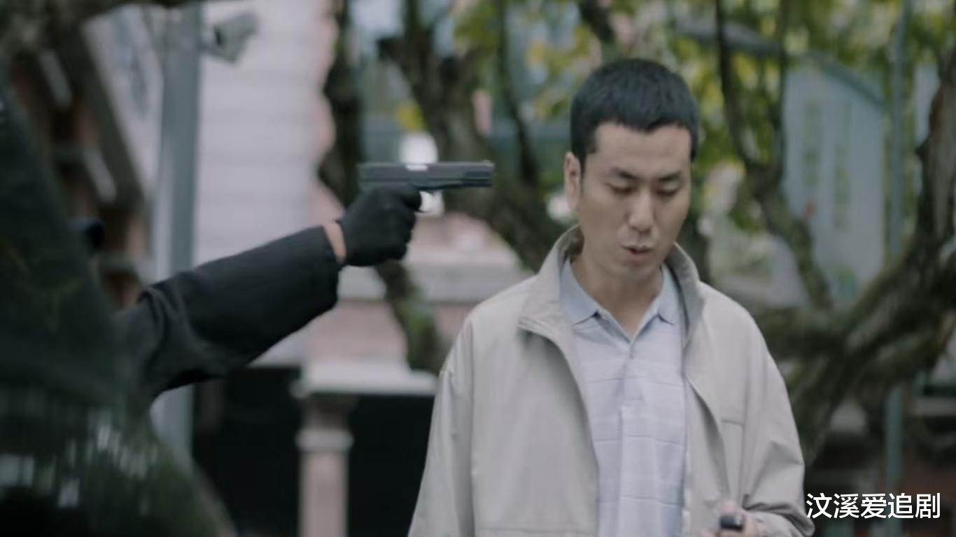 出道31年如今47岁靠勇气演活张克寒,不挑角色的演员真得很难得