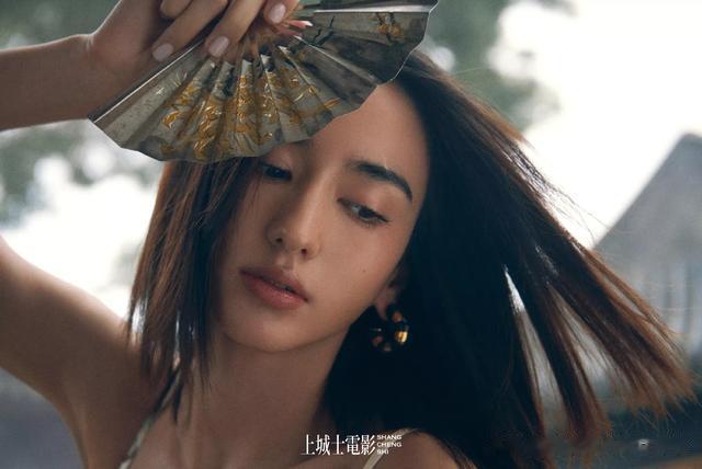 李婉妲上城士大片好美