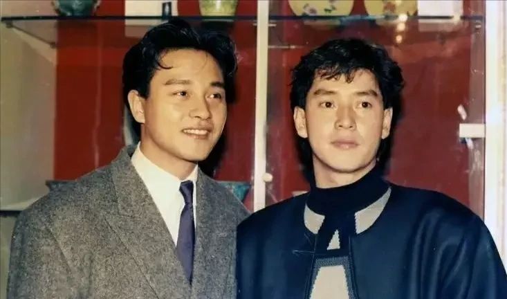 张国荣为什么轻生？太在意别人看法，当了一生好人，换来冷嘲热讽