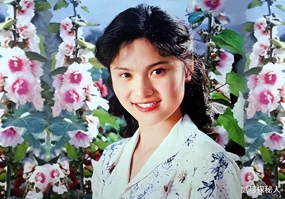 她是80年代“传奇影星”，嫁给军委副主席之子，离婚后成为画家