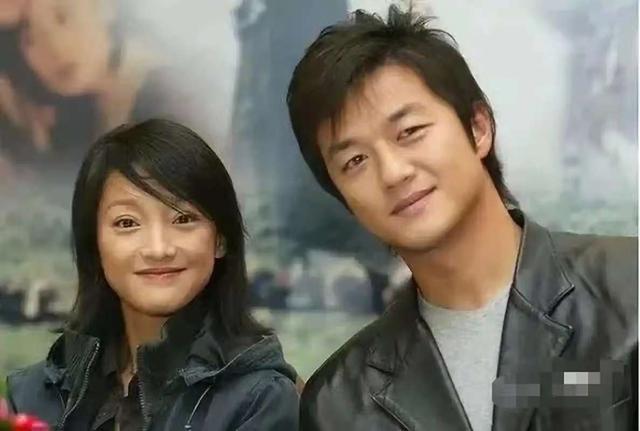 赵薇官宣离婚,前夫背负债务11.2亿,网友喊话黄晓明去追赵薇!