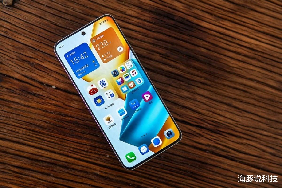 荣耀“亮剑”，100W秒充+1.5K大屏+骁龙8Gen2芯，中端机“卷王”！