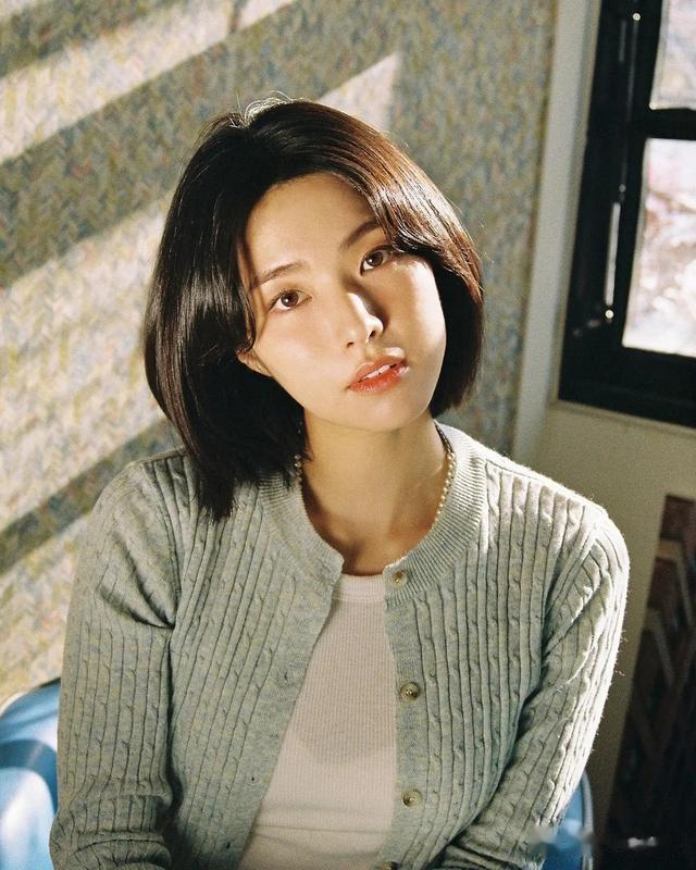 中分波波头发型，低层次更有质感，你喜欢吗