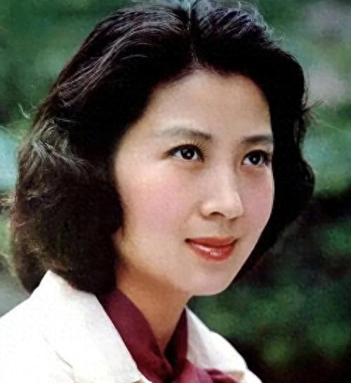 四个美女演员你喜欢谁？