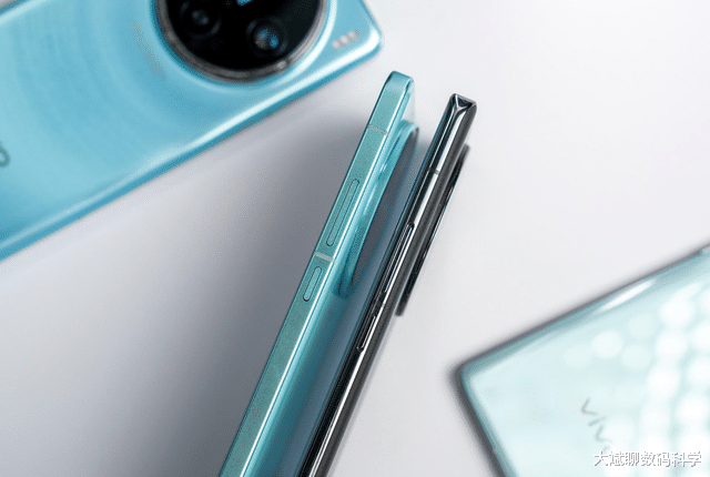 买手机还是一步到位好,推荐3款旗舰手机,用5年没问题