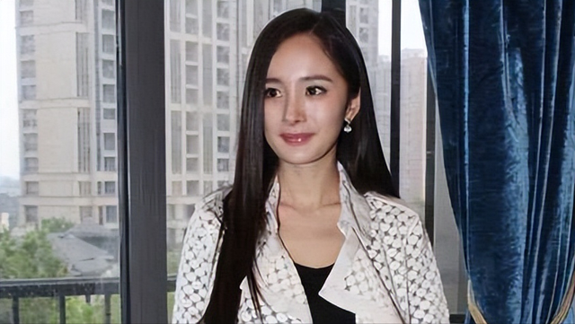 事实证明，嫁给大17岁吴奇隆的刘诗诗，已经走上了另一条道路