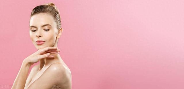 女性洗澡时，会情不自禁站着尿尿？除了爽还有3大原因