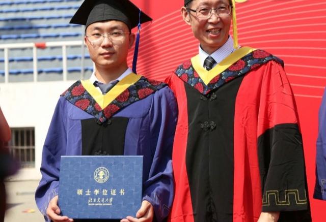 研究生分为“3个档次”,第三类上岸简单但含金量最低,你看好哪个?