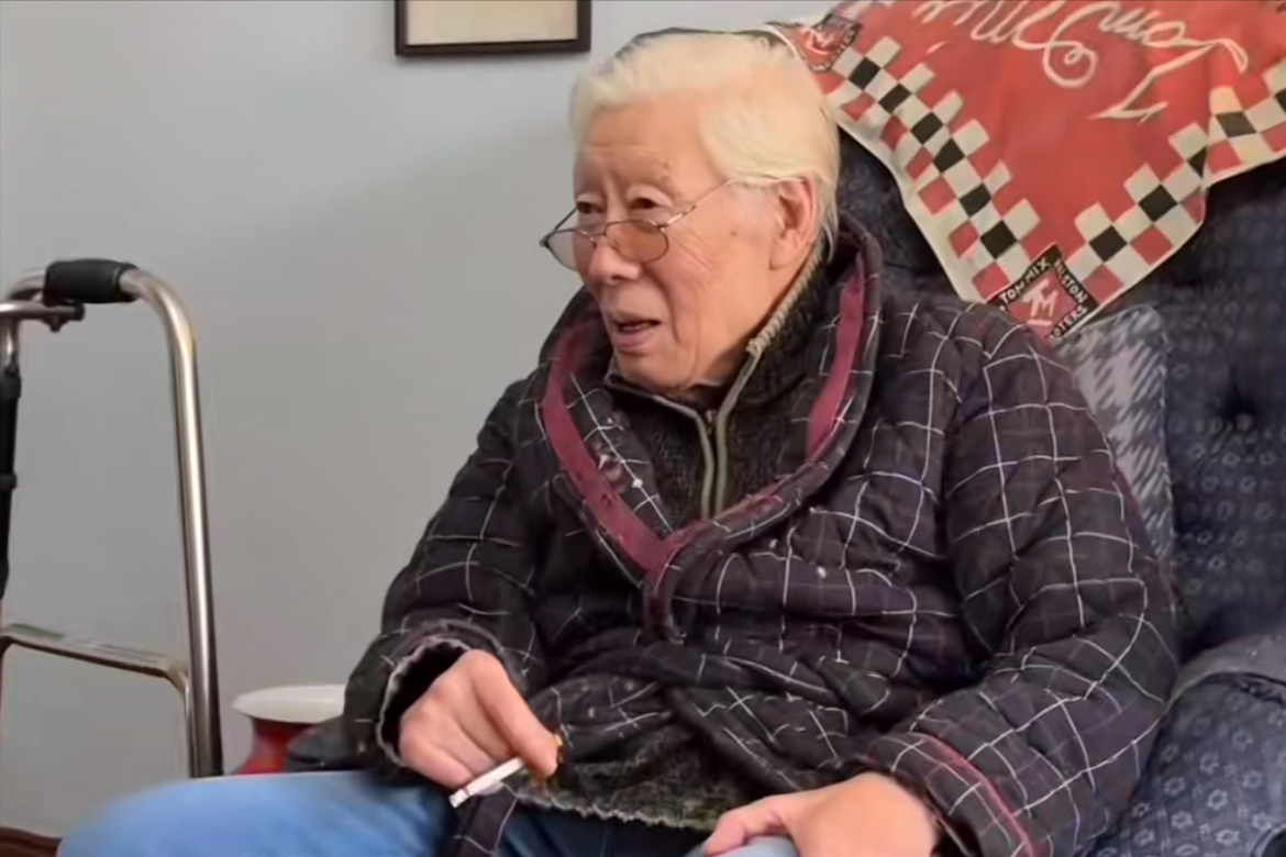 88岁焦晃状态堪忧:或被小31岁娇妻榨干精气,网友:还不如张纪中