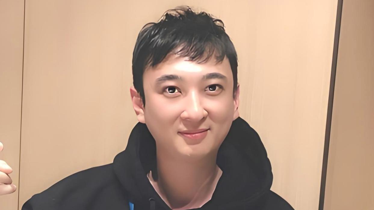 黄一鸣彻底不装了！承认蹭王思聪流量，直言赚点钱咋了，男方曾劝她别生