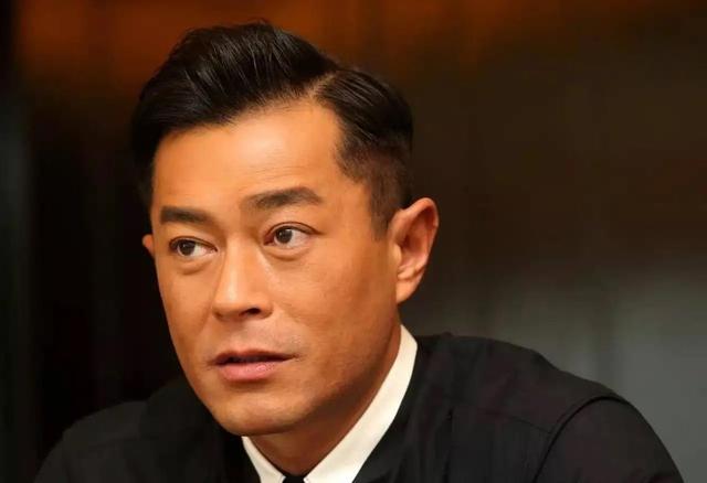 宁愿丑得出奇,也不接受自然衰老,这5位男神已经“面目全非”