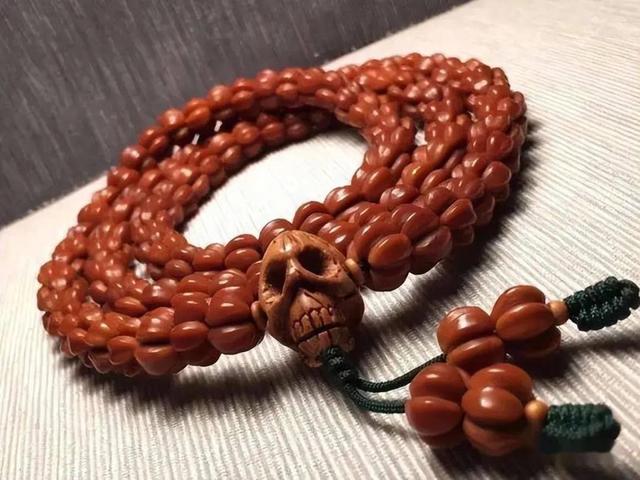 文玩手串的材质与工艺，深度解读手串之美！