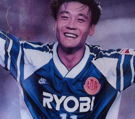 抛弃刚出生儿子，“白睡”那英十年后入狱两次，如今的他怎么样了