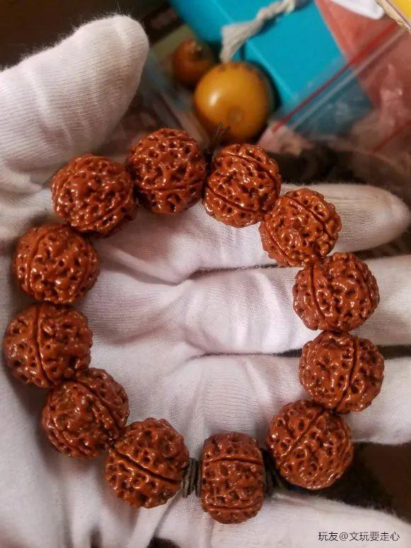 他这条金刚不盘只挂脖，不但没色差，还如此惊艳，怎么办到的？