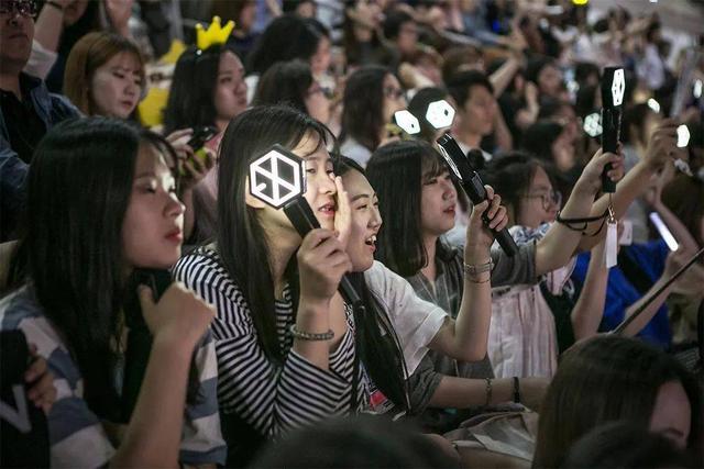 人民日报发声!这些明星的遮羞布被彻底撕掉,没一个是冤枉的!