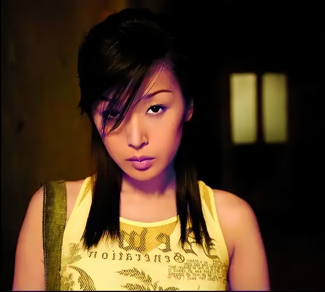 孙悦：嫁大9岁10亿富豪，生冠军儿子如今的她，证明李健没说错