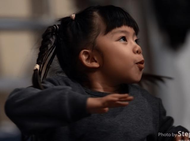 40岁的她息影高龄产女险中风!如今想让女进娱乐圈 网友:不够格!