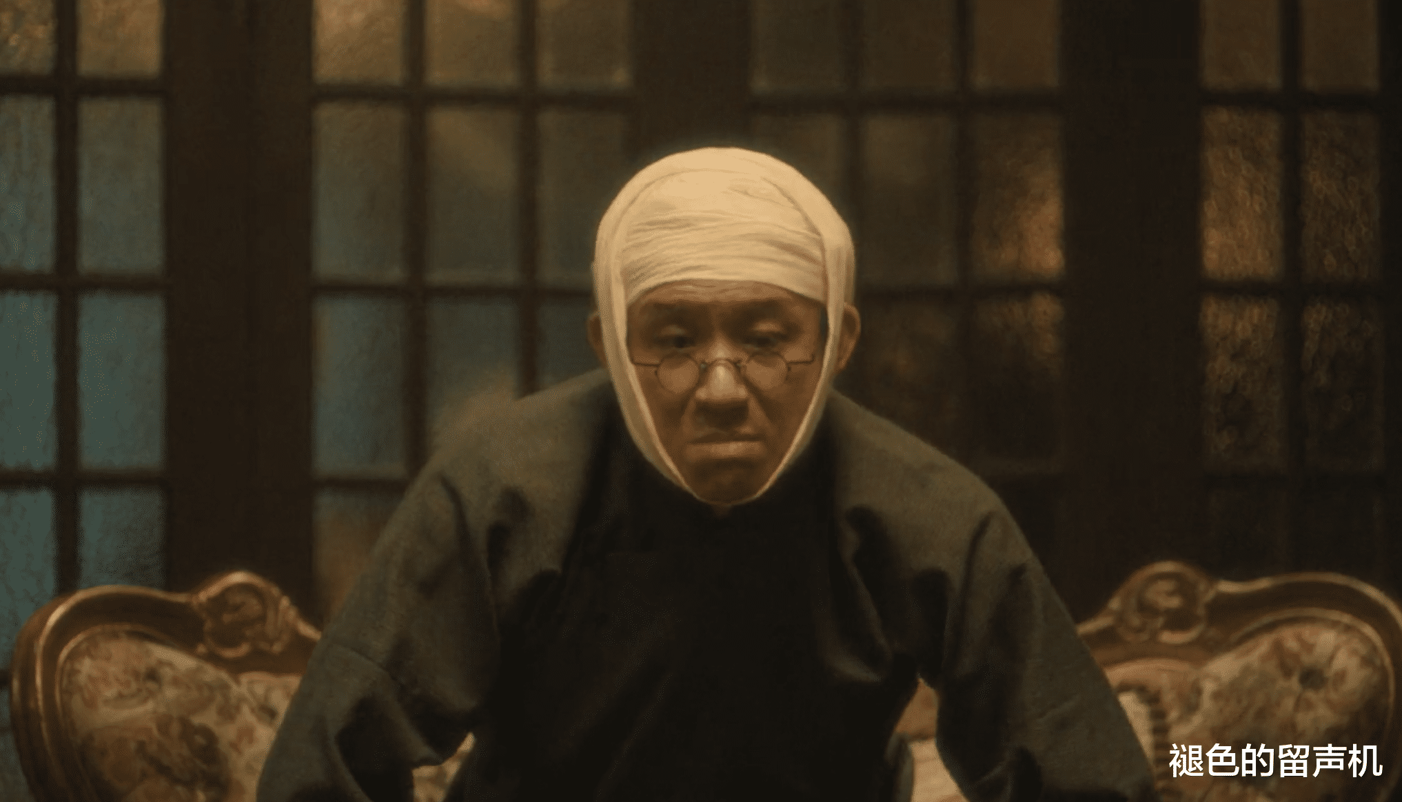 《追风者》王一博的角色漏洞百出，普通银行职员动起手比特工都厉害