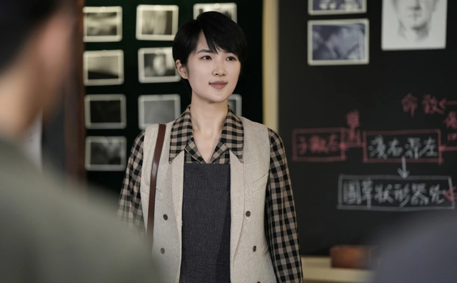 当“二公主”混进央视谍战剧，干练洒脱被打回原形，老戏骨也没用