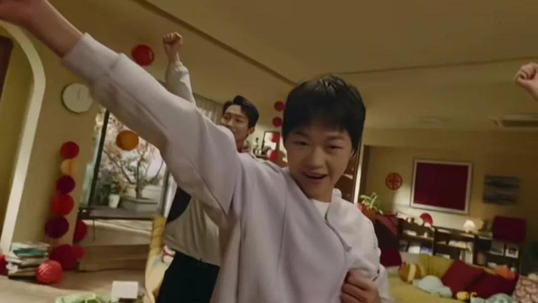 全红婵这次李宁品牌的广告，很走心，有点看熟人拍广告的感觉