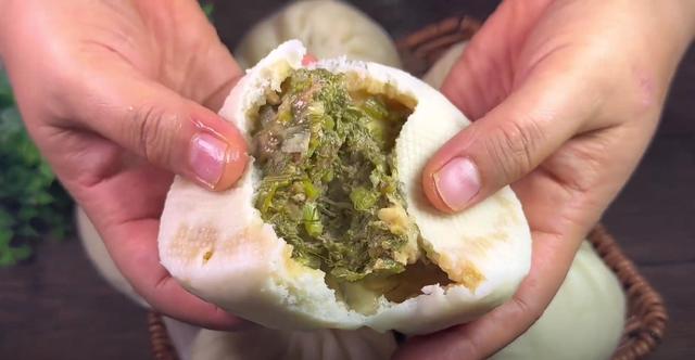 这馅的包子，3天不吃就嘴馋，教你一个调馅技巧，咬一口满嘴流汁