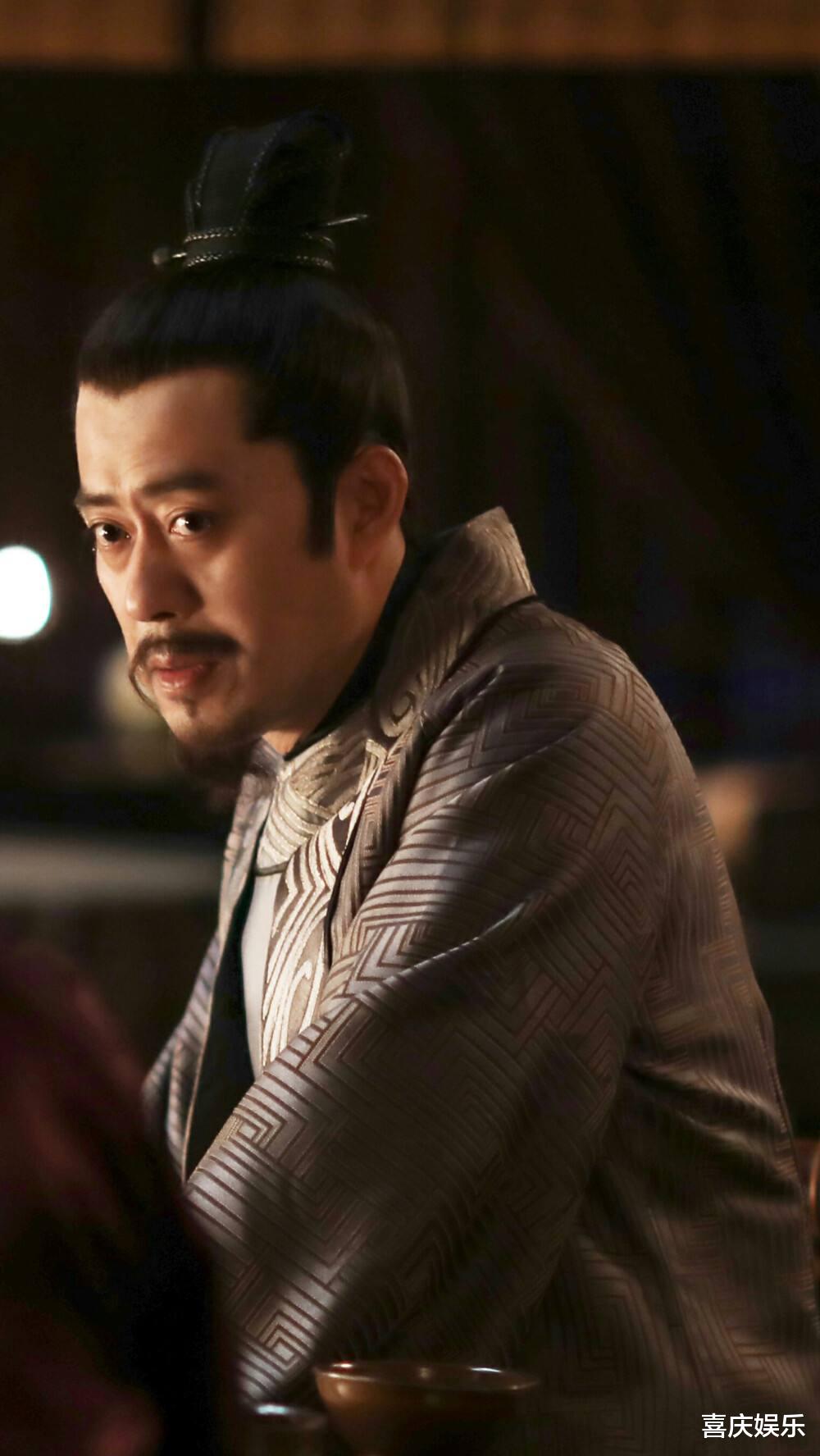 “藏”了这么多年,原来她是刘钧的妻子,难怪不怕“渣爹”花心!