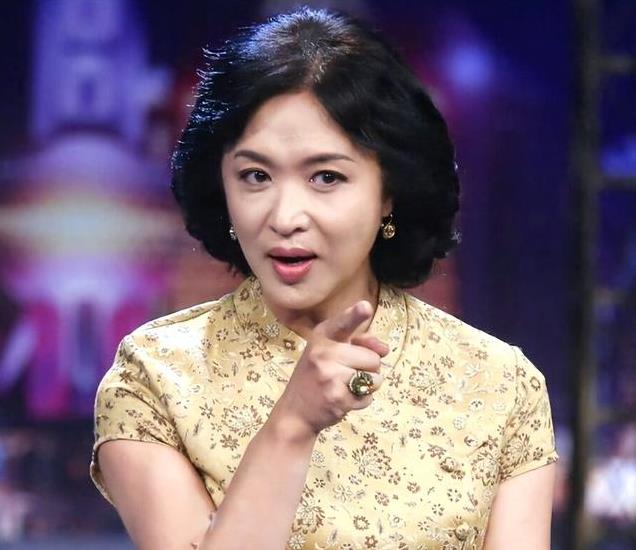 金星宣扬同性恋致演出被取，跑国外告状，节目上大诉苦水阴阳怪气