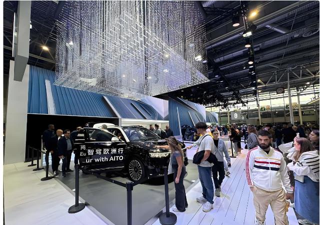 56万1分钟订单破万，外国人买中国车太疯狂，欧盟挡不住中国电车