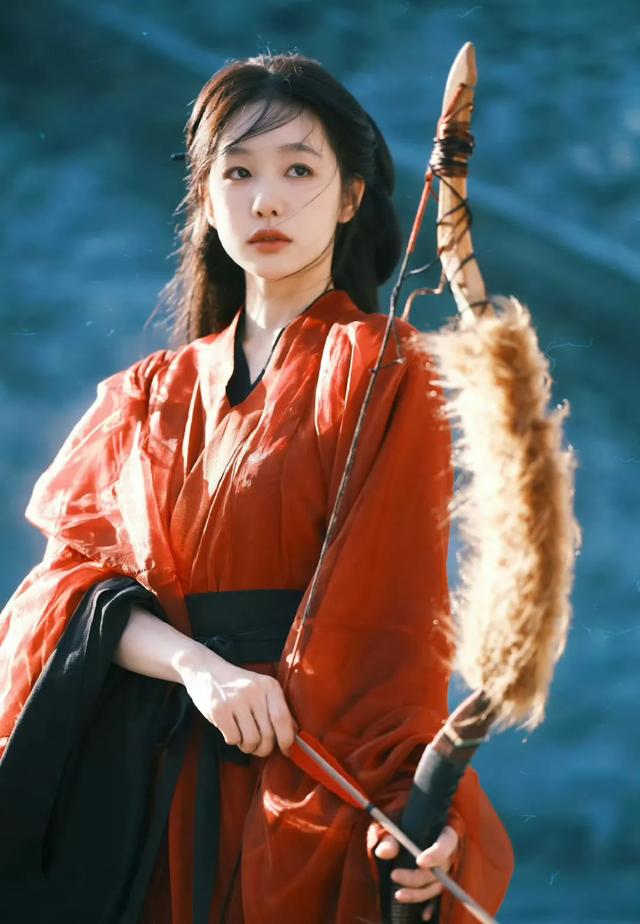 火箭少女合体孟美岐站C位遭网友吐槽:德不配位!