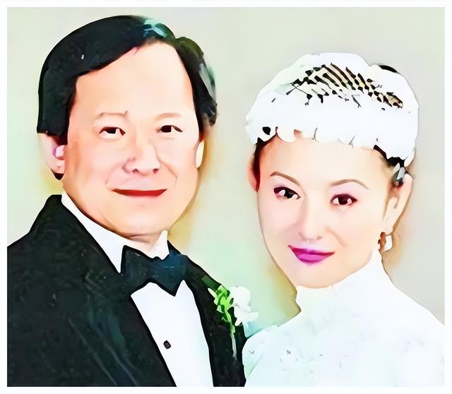 “功夫女巨星”李赛凤复出!被老公爆料出轨干儿子,一生太崎岖