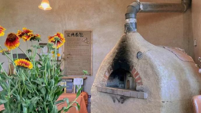 张馨予开咖啡店？晒梦中情店，故事换咖啡！网友：太浪漫了！