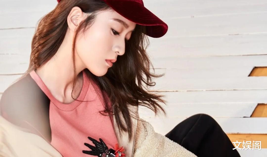 6岁就被导演选中,从当红小花旦跌落神坛,被感情耽误太可惜