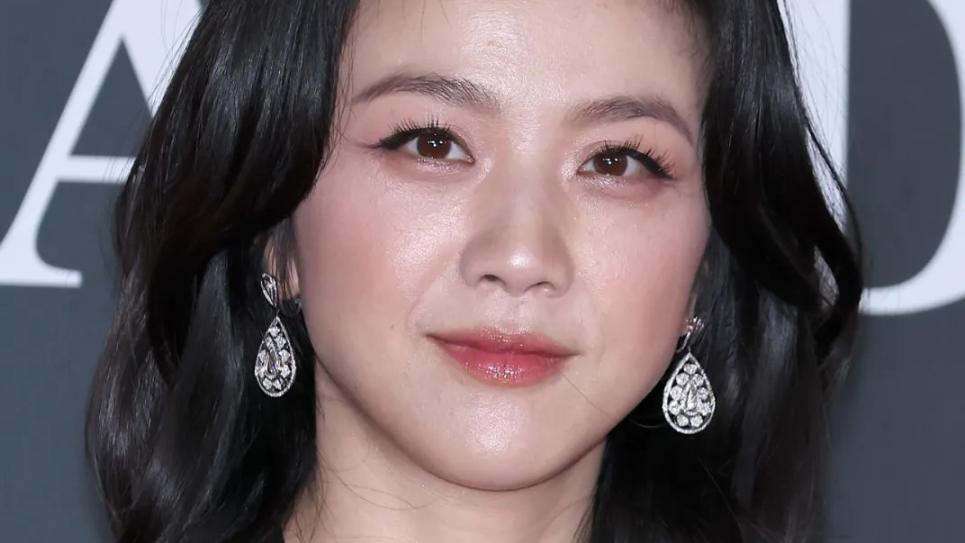 章子怡、李冰冰无滤镜怼脸拍，真实到雀斑都看得见，高级感爆棚